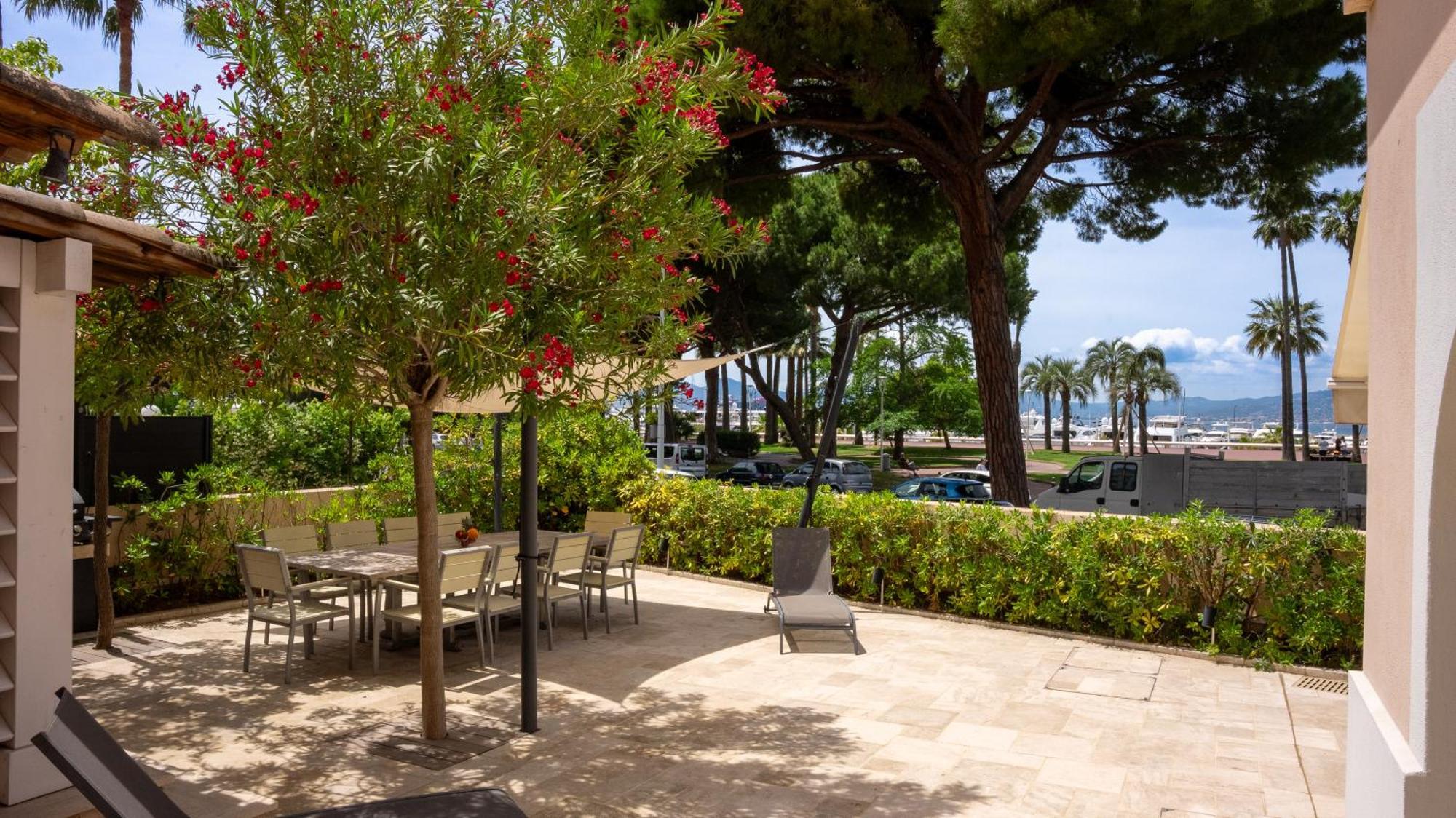 Apartamento Superbe Villa-appartement Sur La Croisette Avec Grande Terrasse