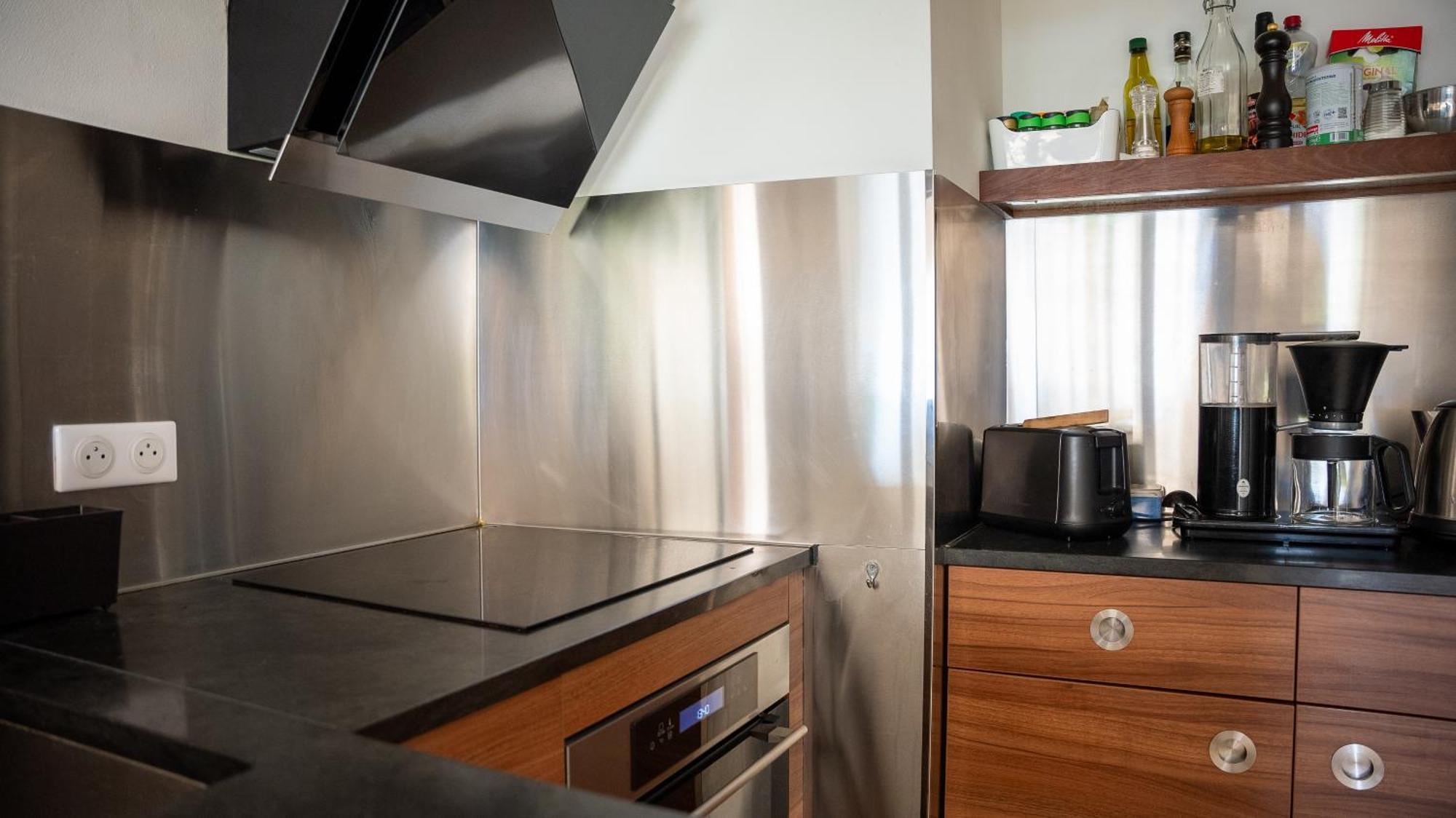 Superbe Villa-appartement Sur La Croisette Avec Grande Terrasse Apartamento